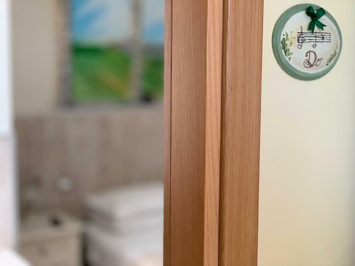 B&B Doremi Osimo Buitenkant foto