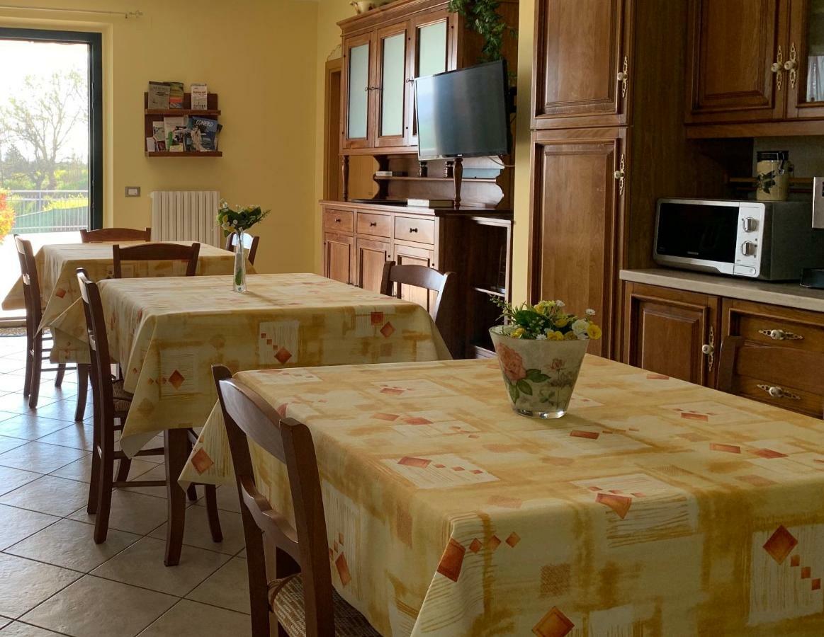 B&B Doremi Osimo Buitenkant foto